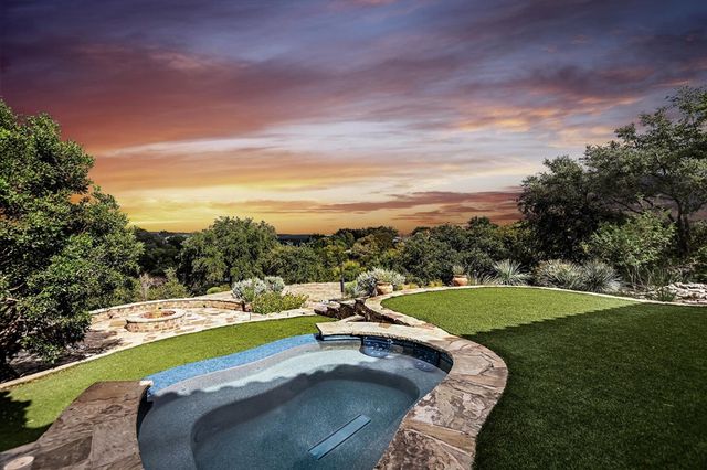 26804 Masters Parkway, Spicewood, TX 78669