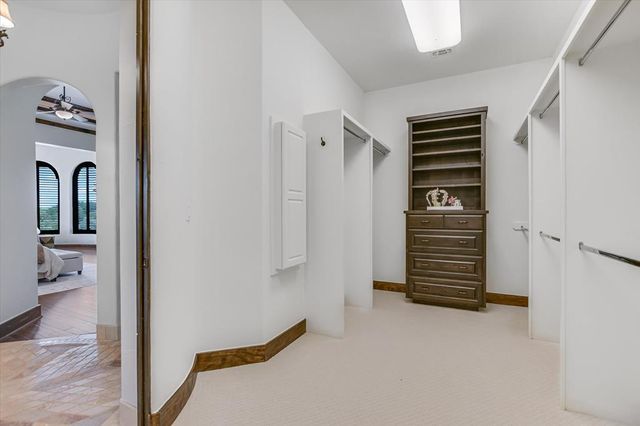 26804 Masters Parkway, Spicewood, TX 78669