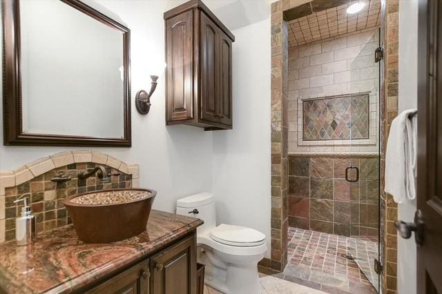 26804 Masters Parkway, Spicewood, TX 78669