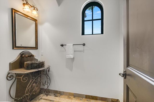 26804 Masters Parkway, Spicewood, TX 78669