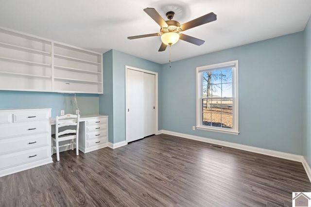 8189 State Route 94 W., Murray, KY 42071