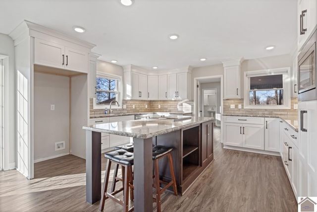 8189 State Route 94 W., Murray, KY 42071