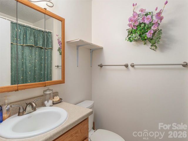 1120 Jacobs Branch Road, Franklin, NC 28734