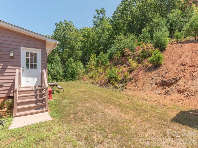 1120 Jacobs Branch Road, Franklin, NC 28734