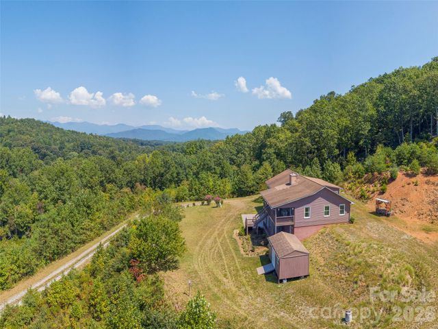 1120 Jacobs Branch Road, Franklin, NC 28734