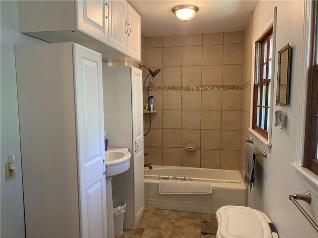 2805 N 66th Terrace, Kansas City, KS 66104