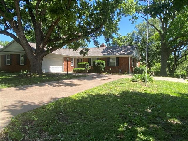 2805 N 66th Terrace, Kansas City, KS 66104