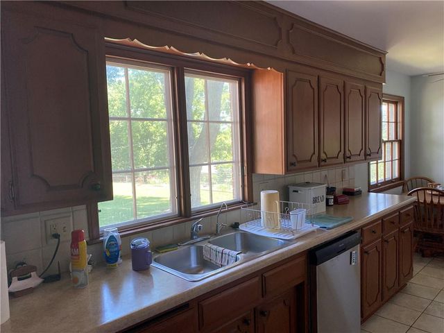 2805 N 66th Terrace, Kansas City, KS 66104