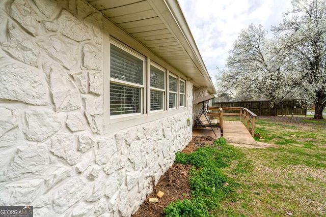 7353 HIGHWAY 114, Lyerly, GA 30730