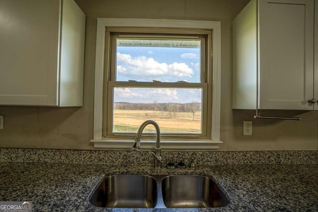 7353 HIGHWAY 114, Lyerly, GA 30730