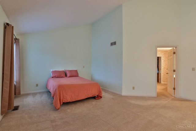 10 Cove Court, Hamilton, OH 45013