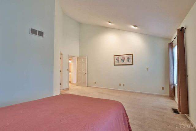 10 Cove Court, Hamilton, OH 45013