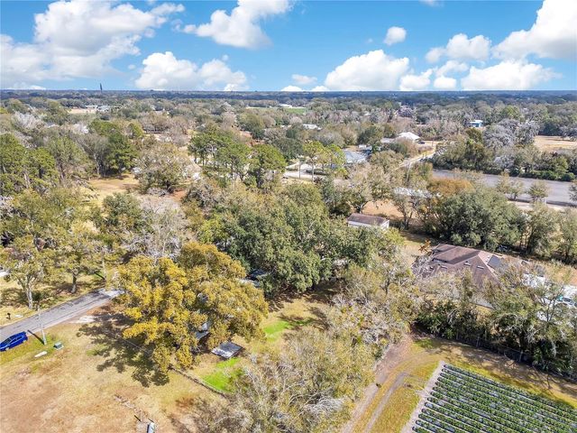 13713 WALDEN SHEFFIELD ROAD, Dover, FL 33527