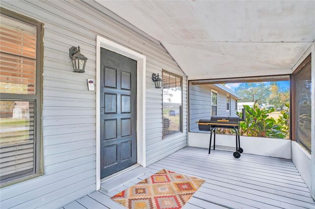 13713 WALDEN SHEFFIELD ROAD, Dover, FL 33527