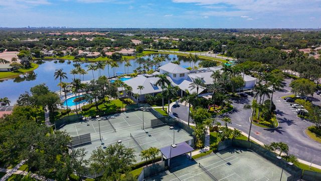9663 Great Egret Court, West Palm Beach, FL 33411
