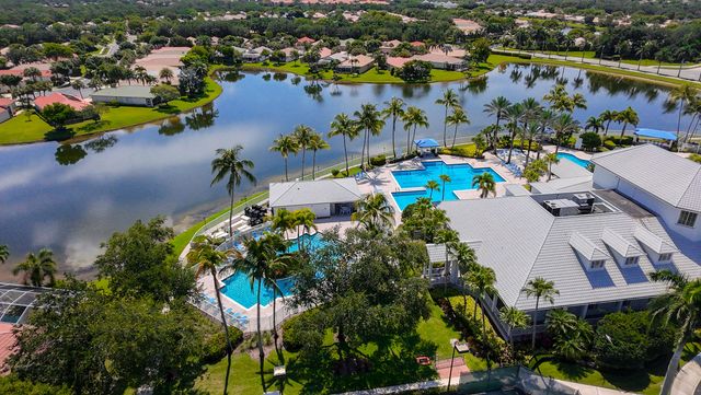9663 Great Egret Court, West Palm Beach, FL 33411
