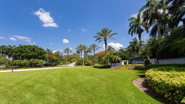 9663 Great Egret Court, West Palm Beach, FL 33411