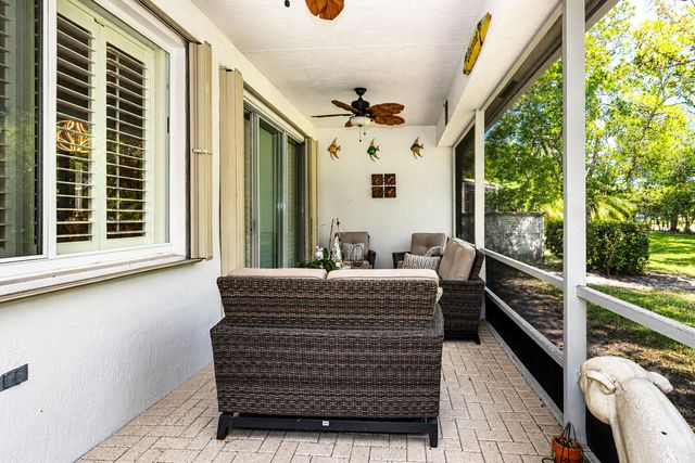 9663 Great Egret Court, West Palm Beach, FL 33411