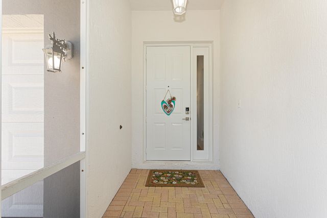 9663 Great Egret Court, West Palm Beach, FL 33411