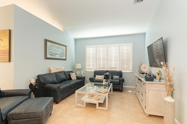 9663 Great Egret Court, West Palm Beach, FL 33411