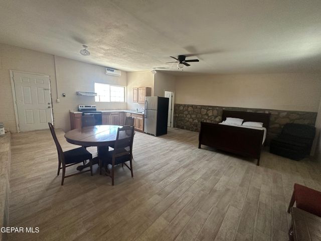 4640 La Luz Avenue B, El Paso, TX 79903