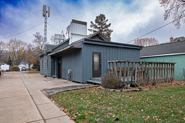 1010 W Wabasha Street, Winona, MN 55987