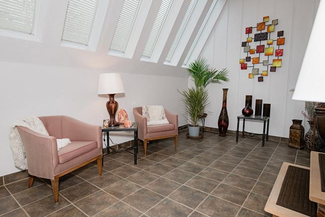 1010 W Wabasha Street, Winona, MN 55987