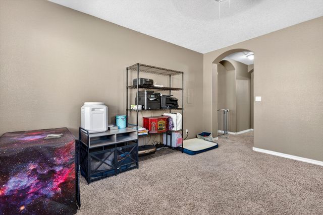 7115 Las Nutrias Road NW, Albuquerque, NM 87114