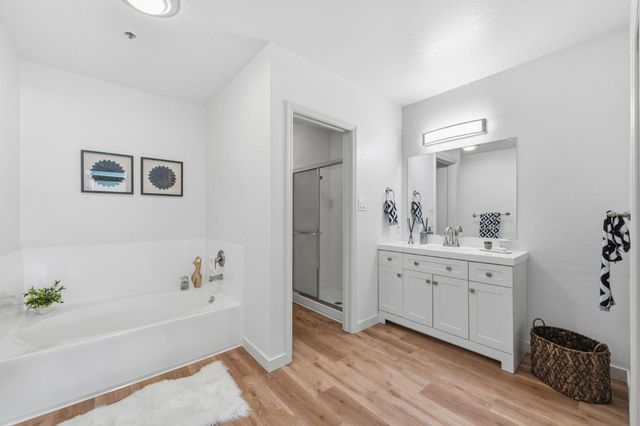 793 Elm Street 17, San Carlos, CA 94070