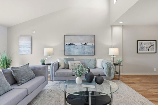 793 Elm Street 17, San Carlos, CA 94070