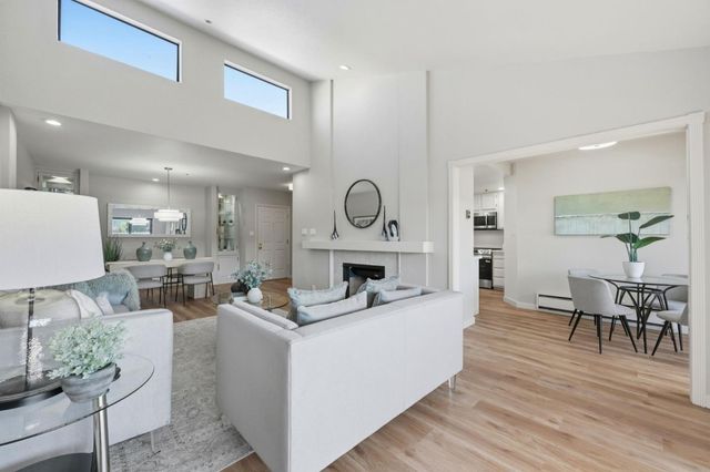 793 Elm Street 17, San Carlos, CA 94070