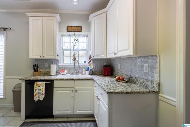 127 WARWICK CIRCLE, Alabaster, AL 35007