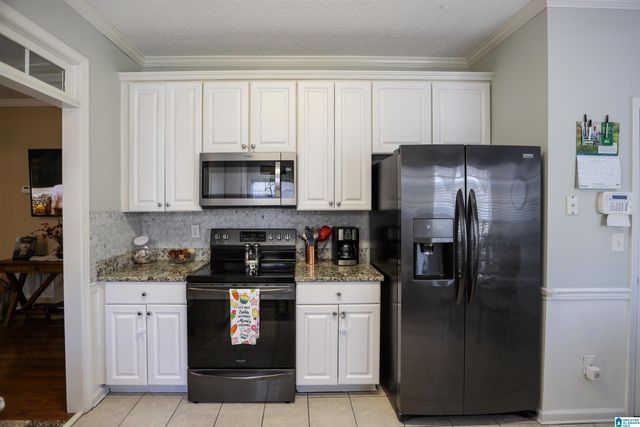 127 WARWICK CIRCLE, Alabaster, AL 35007