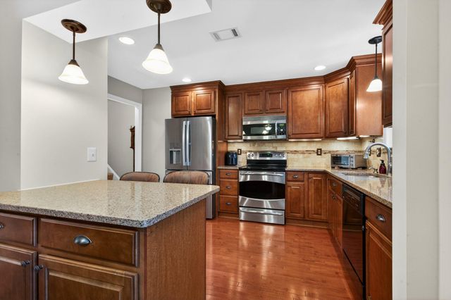 11737 DRY RIVER CT, Reston, VA 20191