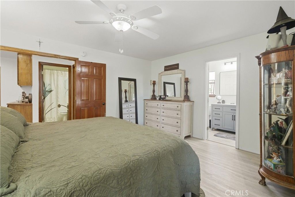 Image 10 of property listing at 43022 Sachs, Lancaster, CA 93536