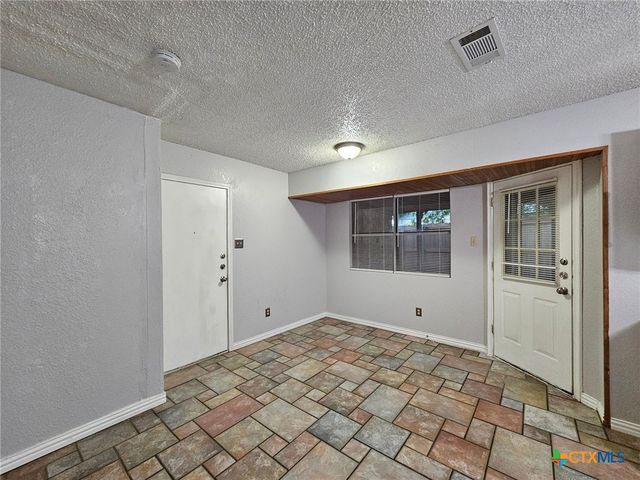 2910 Transit Drive, Killeen, TX 76543