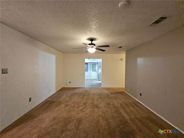 2910 Transit Drive, Killeen, TX 76543