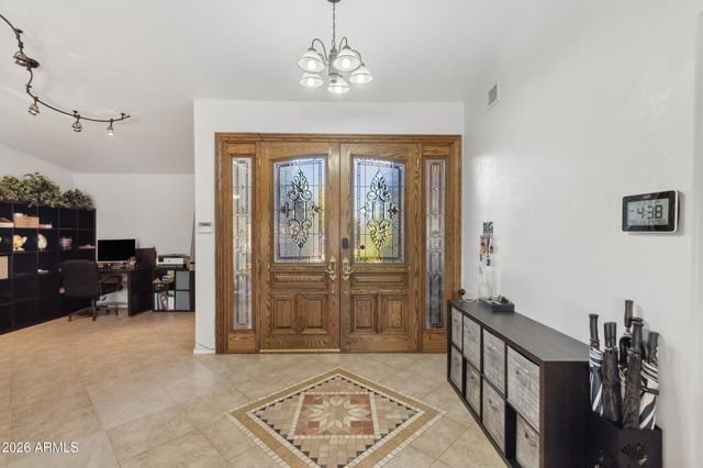 2637 E CARLA VISTA Drive, Gilbert, AZ 85295
