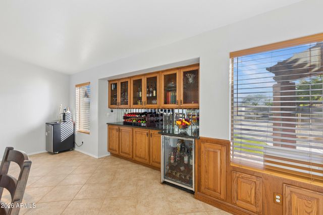 2637 E CARLA VISTA Drive, Gilbert, AZ 85295