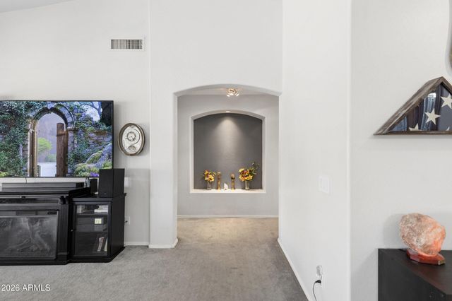 2637 E CARLA VISTA Drive, Gilbert, AZ 85295