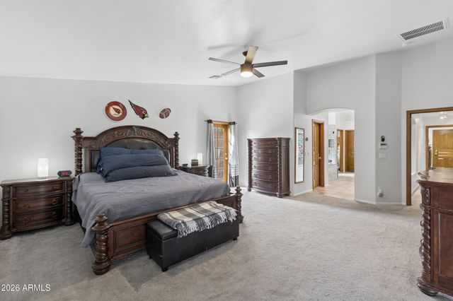 2637 E CARLA VISTA Drive, Gilbert, AZ 85295