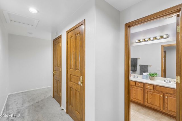 2637 E CARLA VISTA Drive, Gilbert, AZ 85295