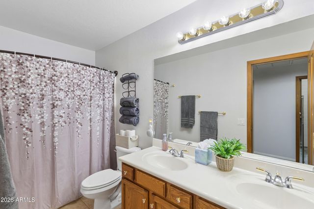 2637 E CARLA VISTA Drive, Gilbert, AZ 85295