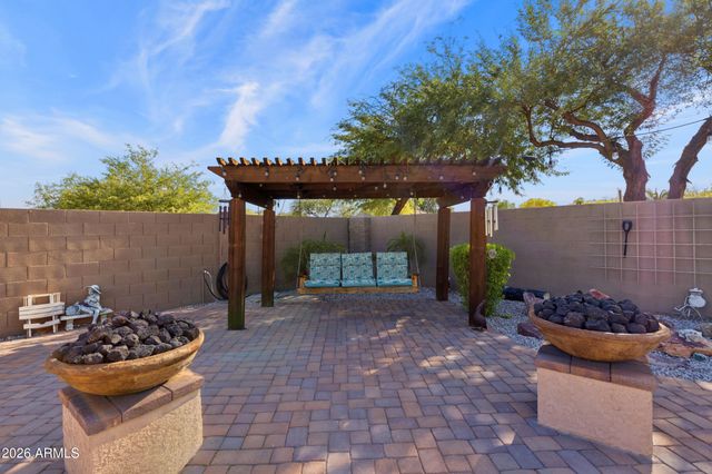 2637 E CARLA VISTA Drive, Gilbert, AZ 85295