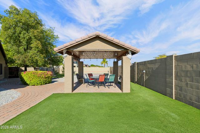 2637 E CARLA VISTA Drive, Gilbert, AZ 85295