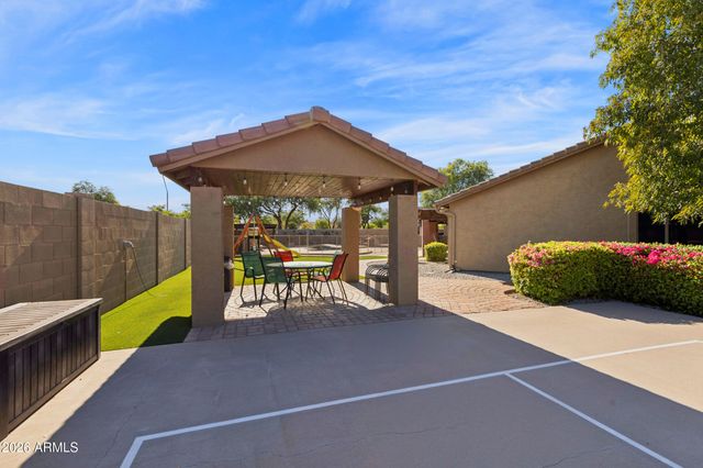 2637 E CARLA VISTA Drive, Gilbert, AZ 85295