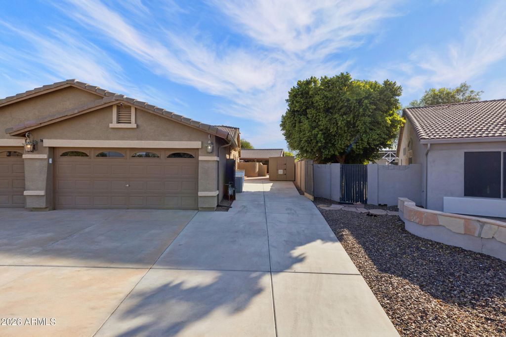 2637 E CARLA VISTA Drive, Gilbert, AZ 85295 — photo 5