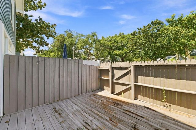 2725 PENZANCE STREET, Palm Harbor, FL 34684