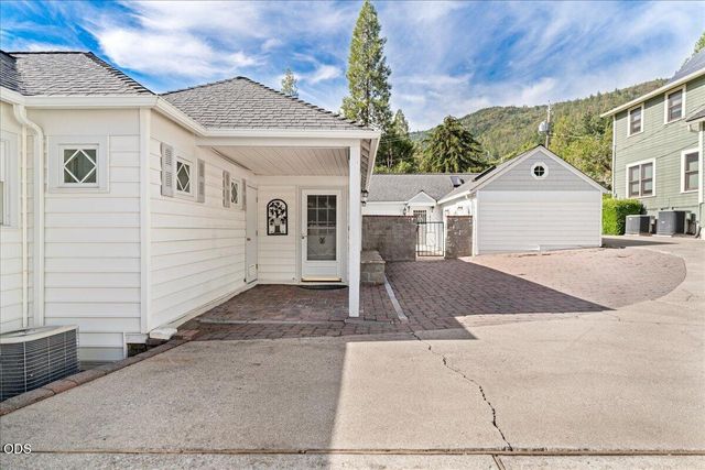 119 Granite Street, Ashland, OR 97520