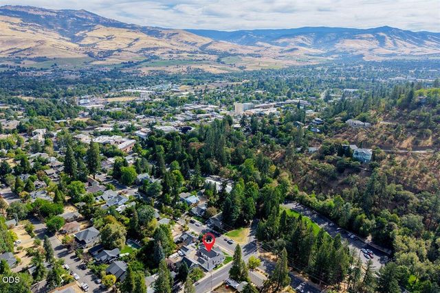 119 Granite Street, Ashland, OR 97520